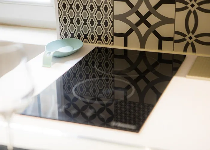 Matisse No16 - Center * تيرانا